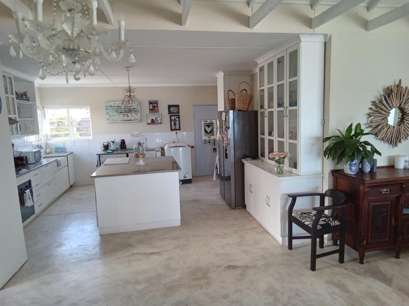 5 Bedroom Property for Sale in Boggomsbaai Western Cape